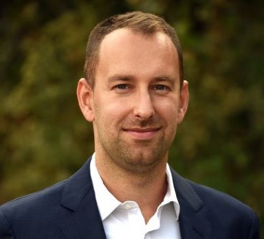 Protechtor előadó - Csiky Velimir